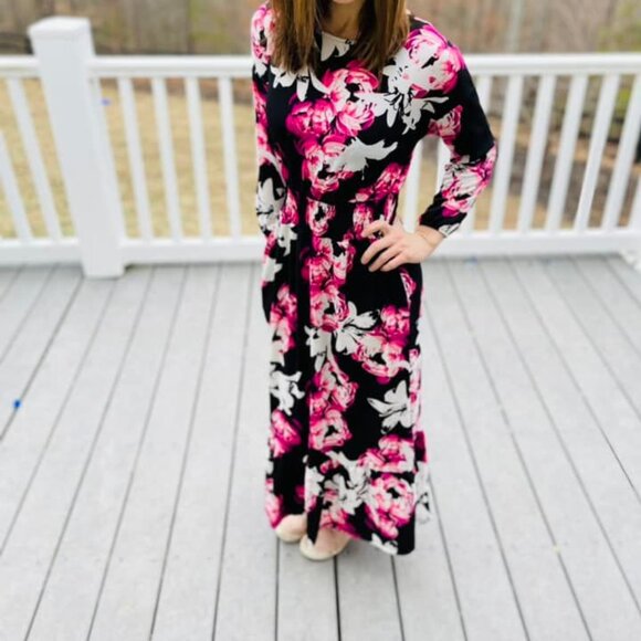 NEW NWT Tags LuLaRoe Evelyn Smocked Waist Maxi Dress Long Sleeve Black Floral - Picture 8 of 14